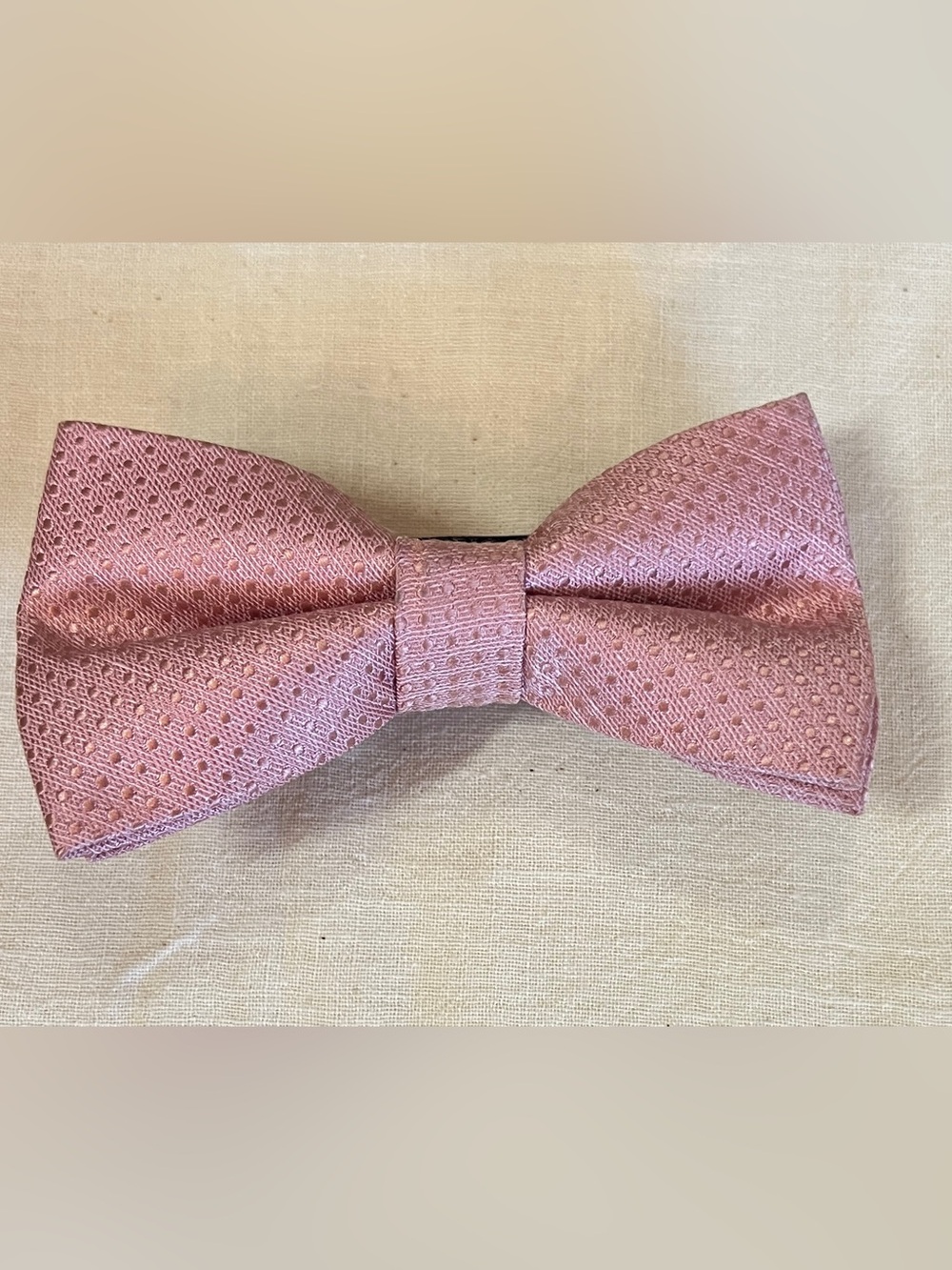 The Tie Bar Rose Pink Textured Bow Tie